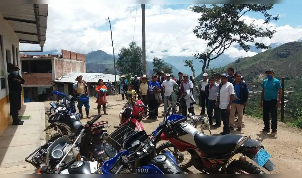 Familiares condujeron al hombre al centro de salud de Huaranchal, donde falleció. Foto: cortesía