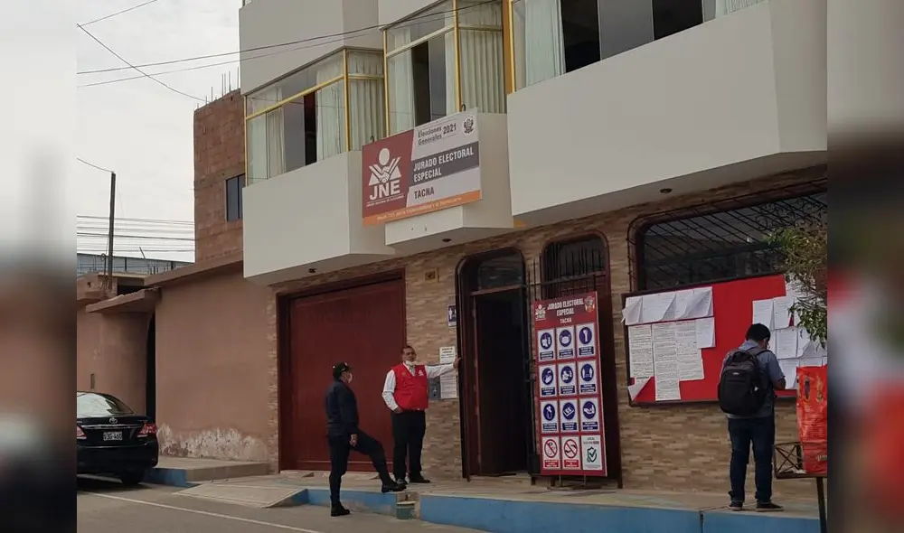 Partidos realizaron trámites ante JEE. Foto: La República