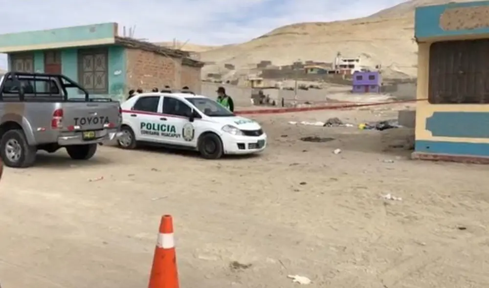 La Policía Nacional llegó hasta el predio para realizar la diligencias. Foto: La República La Policía Nacional llegó hasta el predio para realizar la diligencias. Foto: La República