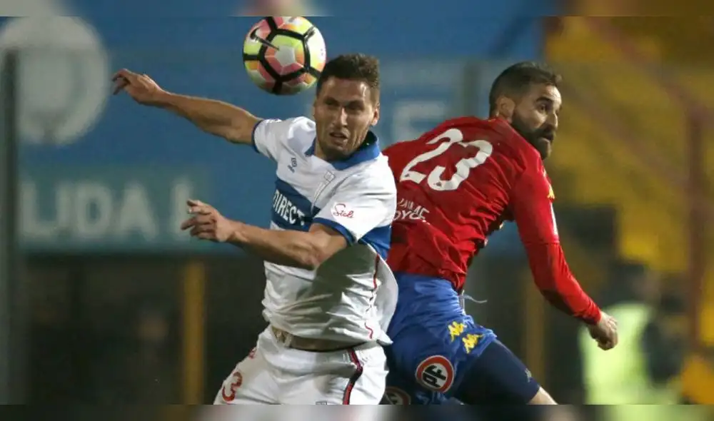 U. Católica vs. Unión Española juegan por una jornada más del Campeonato Nacional chileno. Foto: EFE
