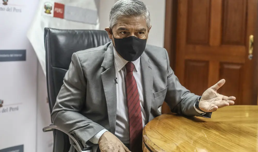 Elice asumió el cargo de ministro del Interior el último 7 de diciembre. Foto: Aldair Mejía/La República Elice asumió el cargo de ministro del Interior el último 7 de diciembre. Foto: Aldair Mejía/La República