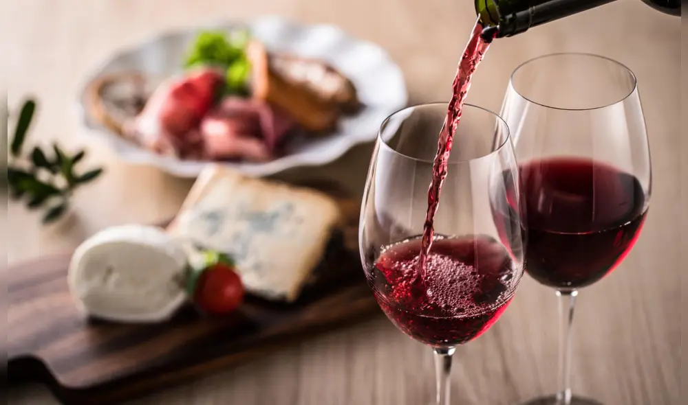 Conoce la variedad de vinos dulces que existen para que acompañes tu comida. Foto: difusión