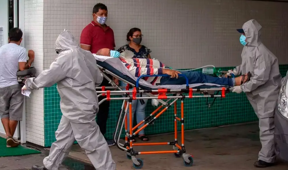 El viernes 15 de enero, Manaos registró un récord de 213 entierros –ocho por hora- de los cuales 102 fallecieron por la COVID-19. Foto: AFP El viernes 15 de enero, Manaos registró un récord de 213 entierros –ocho por hora- de los cuales 102 fallecieron por la COVID-19. Foto: AFP