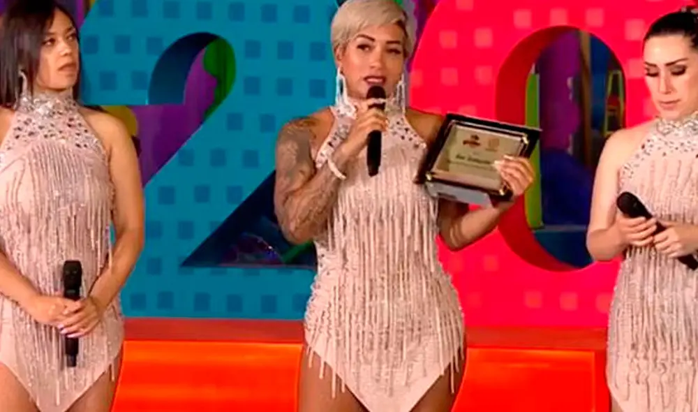 Son tentación ganó el premio a mejor orquesta femenina del año 2020, otorgado por América TV. Foto: captura América TV Son tentación ganó el premio a mejor orquesta femenina del año 2020, otorgado por América TV. Foto: captura América TV