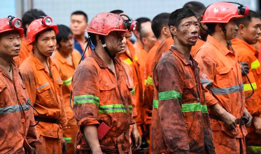 La explosión ocurrió el 10 de enero a unos 240 metros de la entrada a la mina, cuando las 22 personas atrapadas se hallaban trabajando a unos 600 metros. Foto: AFP