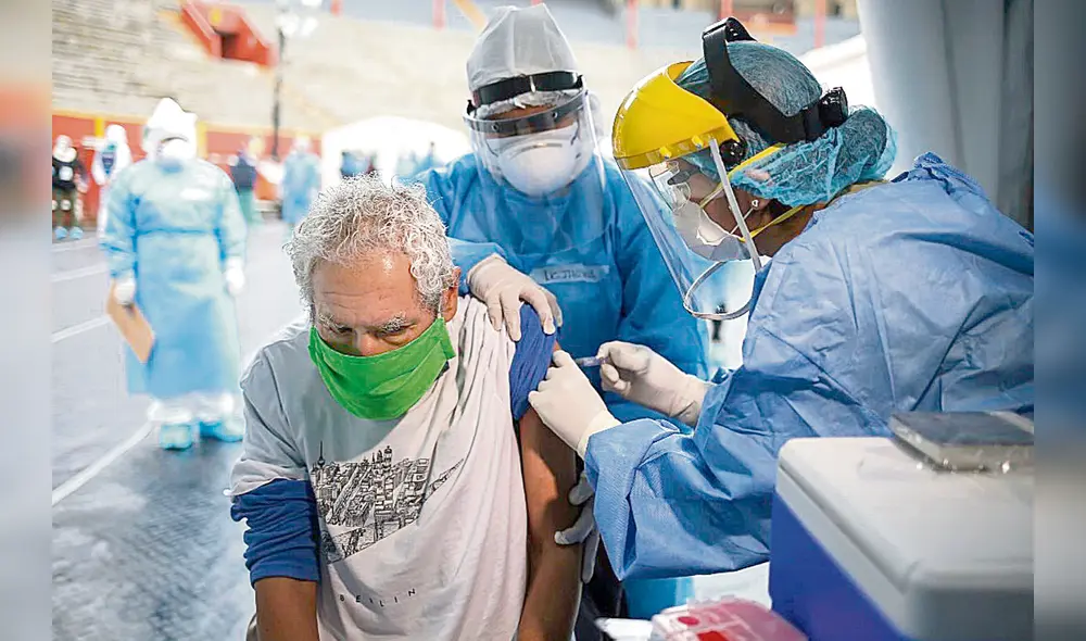 Voluntarios de vacuna china serán priorizados en cronograma de inmunizaciones contra COVID-19. Foto: Andina