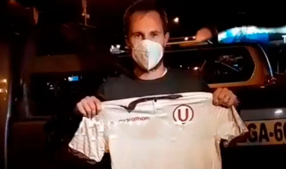 El uruguayo llega a Universitario precedente de Peñarol. Foto: captura/TV Perú El uruguayo llega a Universitario precedente de Peñarol. Foto: captura/TV Perú