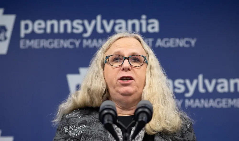 "Ella (Rachel Levine) es una opción histórica y profundamente calificada para ayudar a liderar los esfuerzos de salud de nuestra administración”, apuntó Biden. Foto: WITF