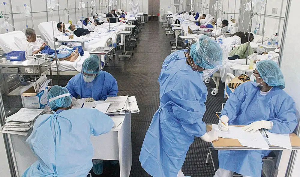 Los médicos están expuestos a diario al contagio de la COVID-19 por la labor que cumplen en los hospitales. Foto: La República Los médicos están expuestos a diario al contagio de la COVID-19 por la labor que cumplen en los hospitales. Foto: La República