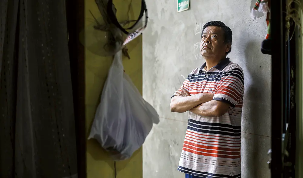 Afectado. Luis Pacharrez está en suspensión perfecta. Cuenta que estos meses fueron muy duros y que tuvo que recurrir a la ayuda de familiares. Foto: Aldair Mejía / La República