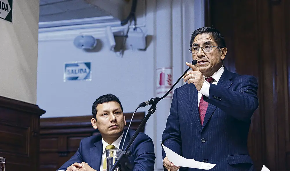 Hinostroza. El Congreso disuelto lo blindó pese a la gravedad de los audios de la vergüenza. Foto: difusión Hinostroza. El Congreso disuelto lo blindó pese a la gravedad de los audios de la vergüenza. Foto: difusión