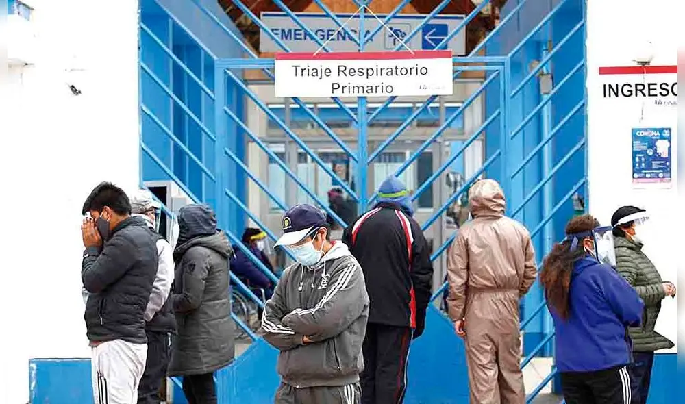 Copado. En EsSalud ya no hay camas UCI para pacientes.