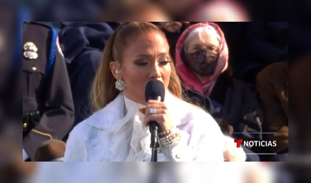 Jennifer Lopez en toma de mando de Joe Biden. Foto: captura de Telemundo Jennifer Lopez en toma de mando de Joe Biden. Foto: captura de Telemundo