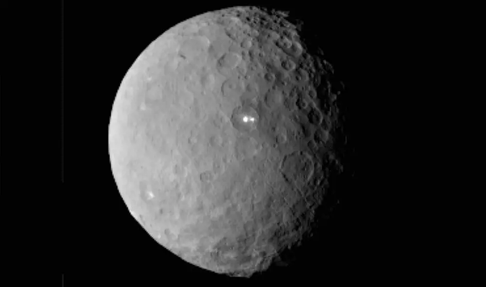 Imagen del planeta enano Ceres captada por la nave espacial Darwin en 2015. Foto: NASA
