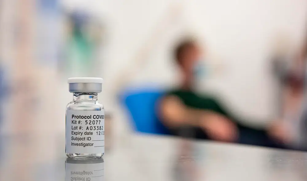 La farmacéutica indicó que el recorte se debió a problemas de producción en una fábrica de vacunas en Bélgica dirigida por su socio Novasep. Foto: EFE La farmacéutica indicó que el recorte se debió a problemas de producción en una fábrica de vacunas en Bélgica dirigida por su socio Novasep. Foto: EFE