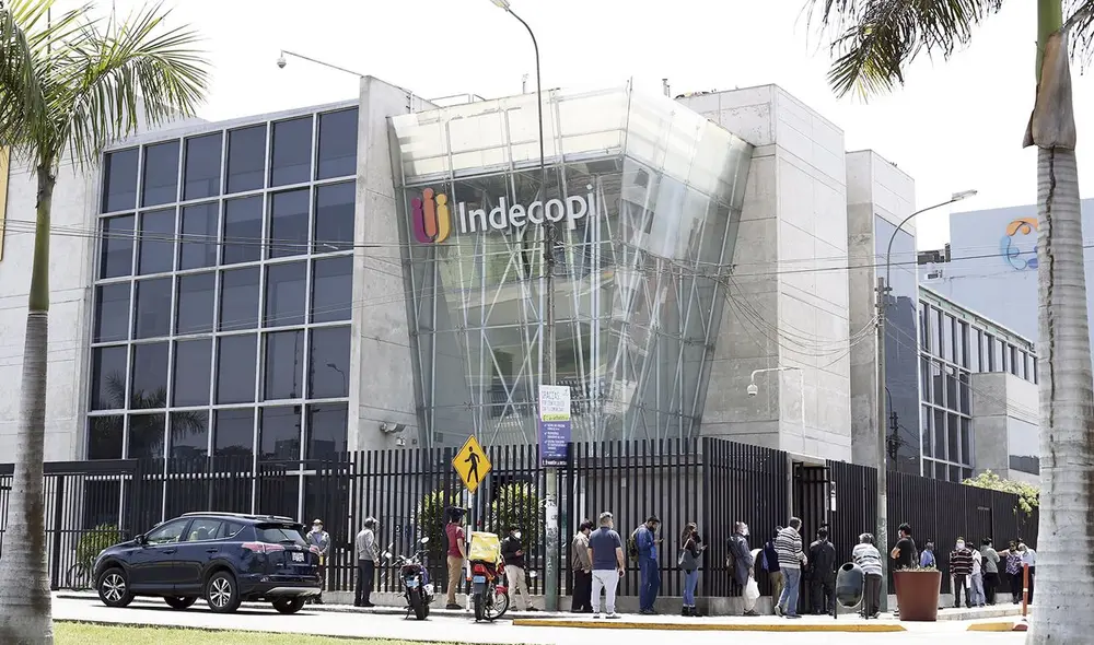 Indecopi y Sunat informaron que en las regiones que retornan a aislamiento social obligatorio atenderán por sus canales virtuales. Foto: La República. Indecopi y Sunat informaron que en las regiones que retornan a aislamiento social obligatorio atenderán por sus canales virtuales. Foto: La República.