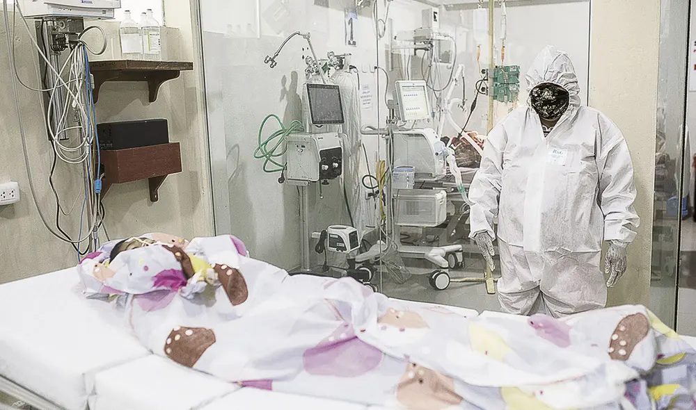 Alerta. El aumento de casos en jóvenes es acelerado. Foto: Aldair Mejía/La República Alerta. El aumento de casos en jóvenes es acelerado. Foto: Aldair Mejía/La República