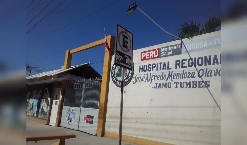 Padres paiteños pasan sus días en hospital de Tumbes. Foto: La República Padres paiteños pasan sus días en hospital de Tumbes. Foto: La República