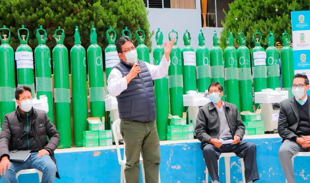 Entrega fue realizada por el alcalde de San Román, David Sucacahua Yucra. Foto: difusión