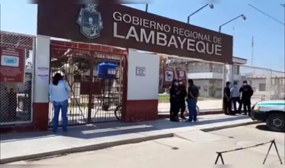 En la mañana fueron detenidos 17 funcionarios Foto: captura de vídeo