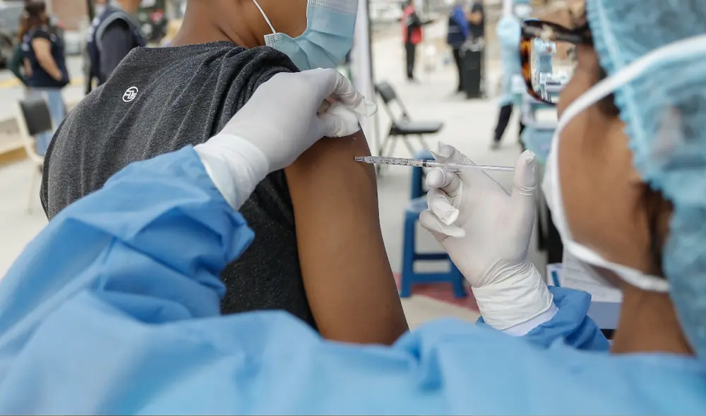 Vacunas contra la COVID-19 llegarían pronto a nuestro país. Foto: Antonio Melgarejo - La República Vacunas contra la COVID-19 llegarían pronto a nuestro país. Foto: Antonio Melgarejo - La República