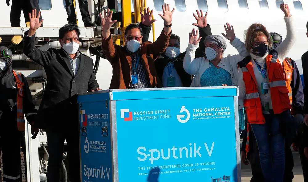 Luis Arce, presidente de Bolivia, calificó de “buena noticia” recibir 20.000 dosis de la vacuna de Sputnik V . Foto: EFE