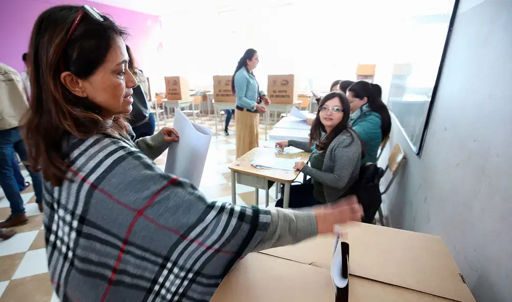 La ciudadanía de Ecuador elegirá a un nuevo presidente, vicepresidente y miembros de la Asamblea Nacional para los próximos cuatro años. Foto: EFE La ciudadanía de Ecuador elegirá a un nuevo presidente, vicepresidente y miembros de la Asamblea Nacional para los próximos cuatro años. Foto: EFE