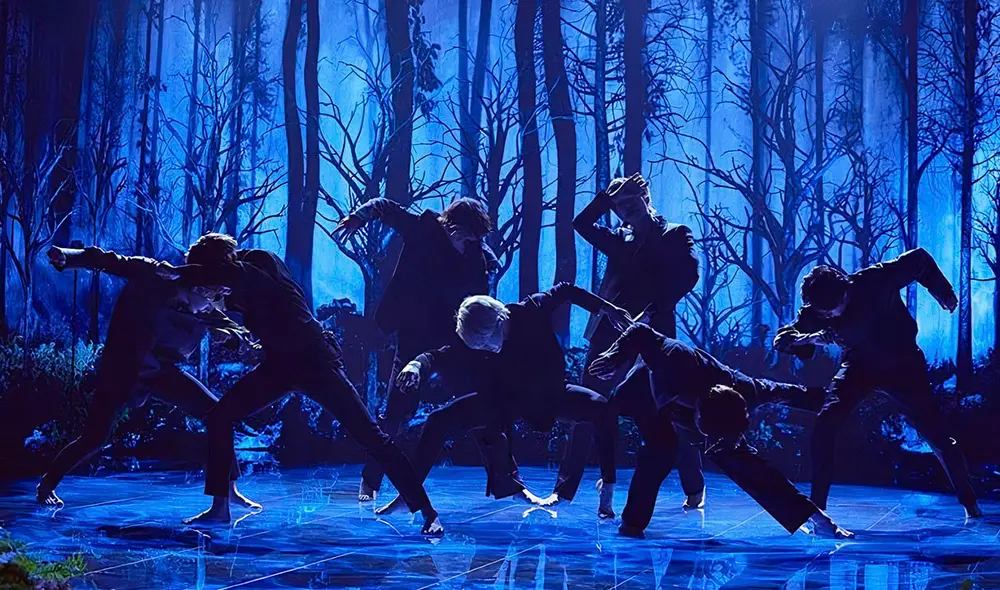 Este 29 de enero se cumplió un año del primer stage de "Black Swan" de BTS en Late Late Show de James Corden. Foto: CBS