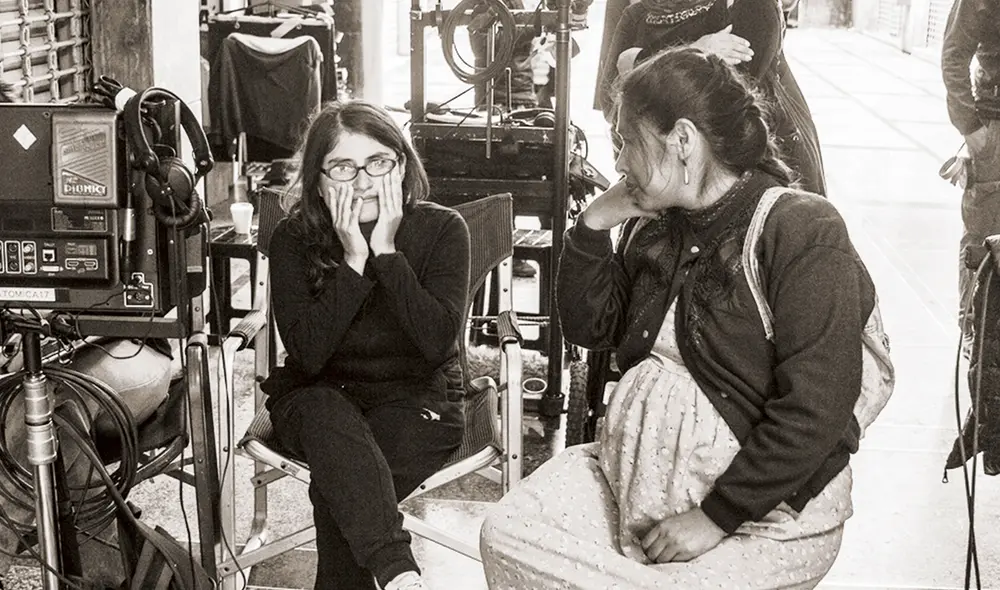 Rodaje. León junto a Pamela Mendoza Arpi en Lima. Foto: difusión Rodaje. León junto a Pamela Mendoza Arpi en Lima. Foto: difusión