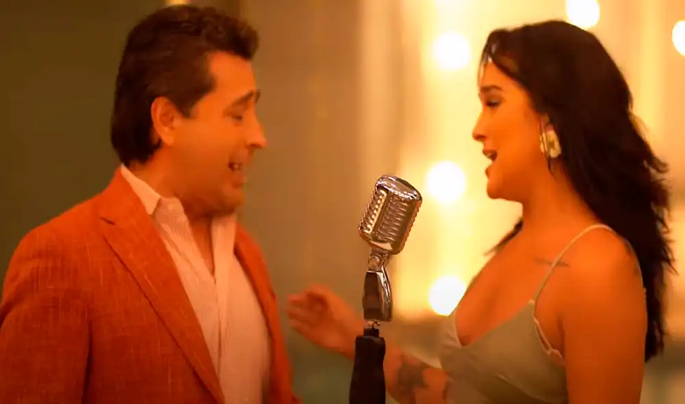 El abogado cumplió su sueño al cantar junto a Daniela Darcourt. Foto: captura YouTube.