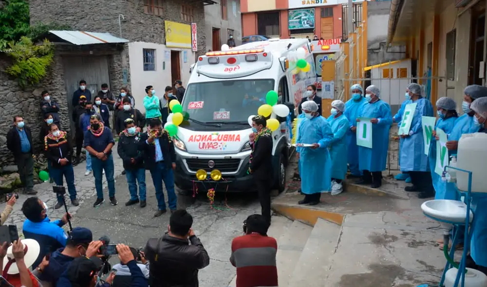 Autoridades coordinan la donación de un terreno de 70 metros para planta de oxígeno. Foto: GRP