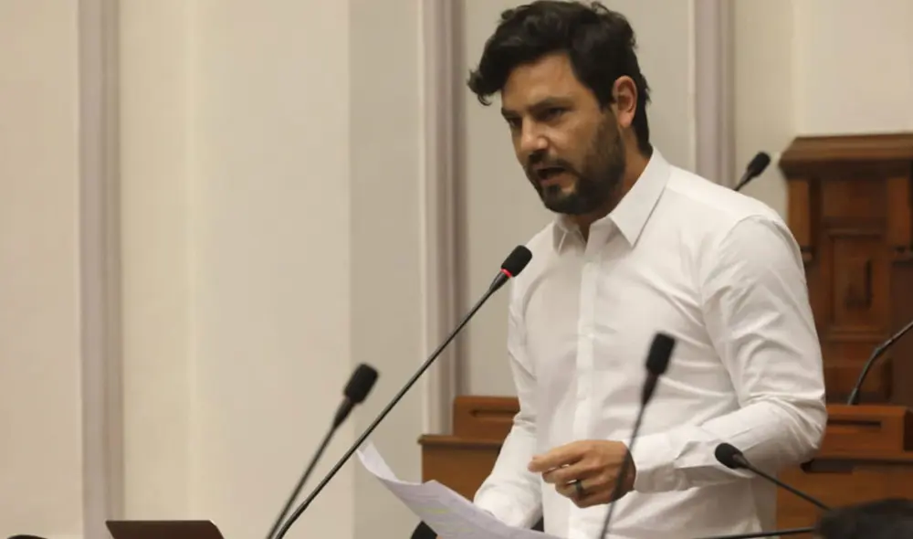 Olivares confesó ser consumidor habitual de marihuana en una entrevista con Julio Guzmán. Foto: difusión