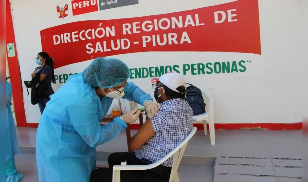 Profesionales de Piura están preparados para aplicar vacunas contra la COVID. Foto: La República/Referencial