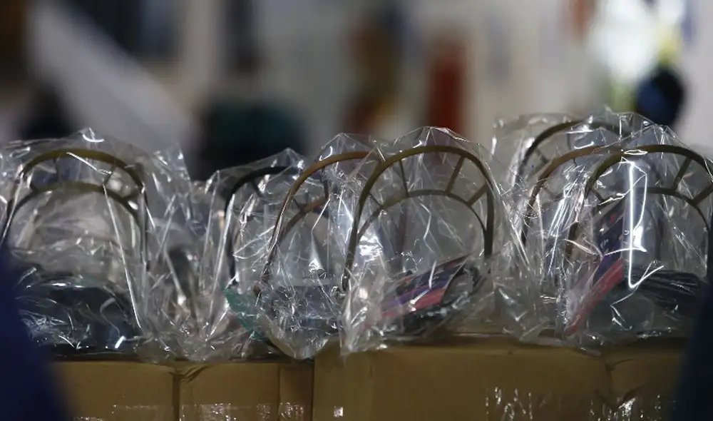 Autoridades invocó a la ciudadanía en el uso de los implementos contra la COVID-19. Foto: Flavio Matos / La República Autoridades invocó a la ciudadanía en el uso de los implementos contra la COVID-19. Foto: Flavio Matos / La República