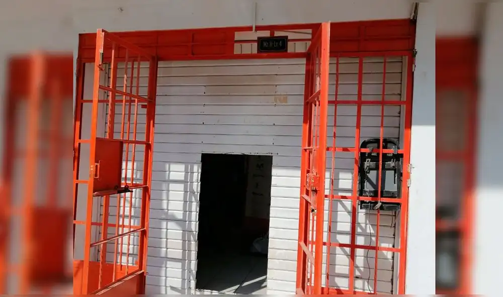 Asaltantes se llevaron más de 30.000 soles. Foto: César Zorrilla, URPI GLR Asaltantes se llevaron más de 30.000 soles. Foto: César Zorrilla, URPI GLR