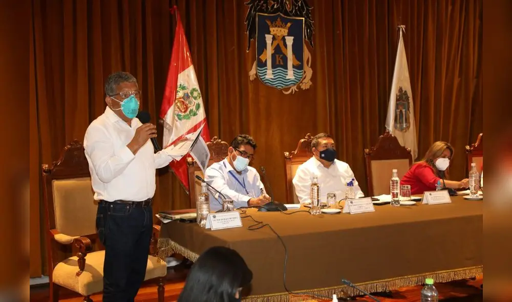 Autoridades abordaron la titulación de propiedades de familias de escasos recursos. Foto: difusión Autoridades abordaron la titulación de propiedades de familias de escasos recursos. Foto: difusión