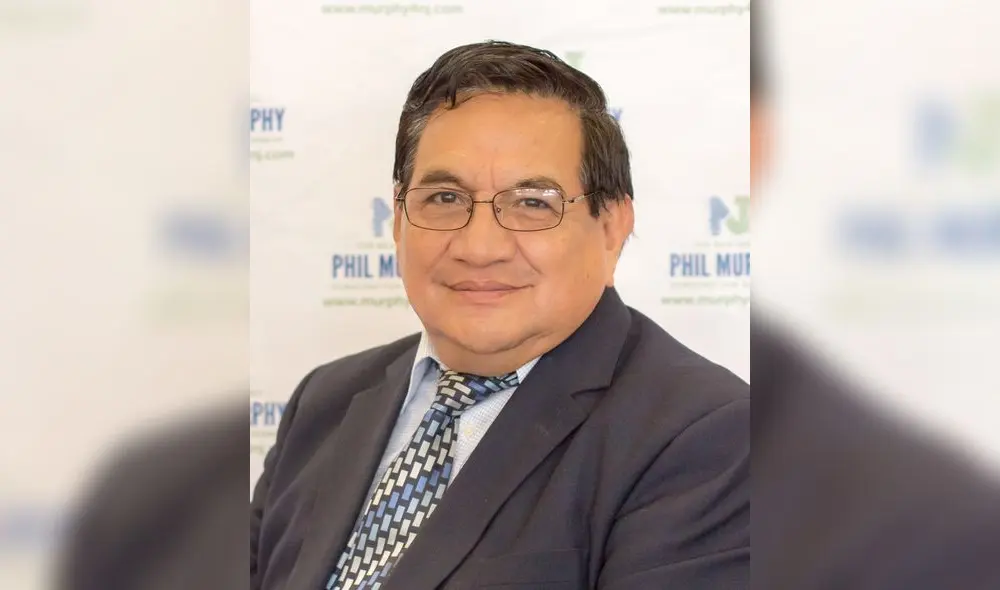 Roberto J. Bustamante Periodista residente en Florida