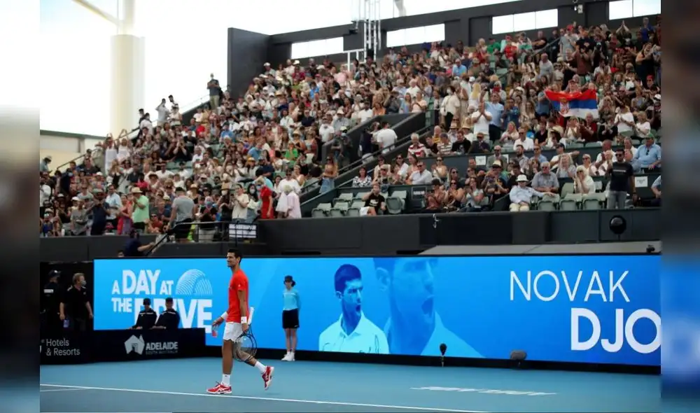 Novak Djokovic en el torneo de exhibición Adelaida en Australia el pasado 21 de enero. Foto: EFE/ Kelly Barnes