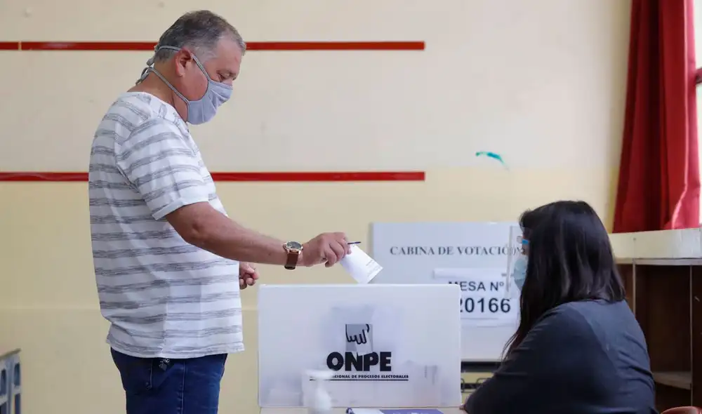 La plataforma para consultar si se es miembro de mesa también permite conocer el número de la mesa de sufragio. Foto: Andina