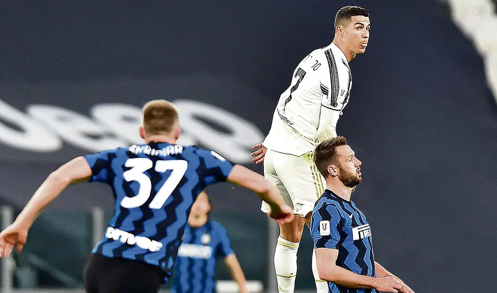 Lo buscó. Cristiano Ronaldo intentó, pero no pudo vencer, esta vez, el arco de Handanovic. Foto: EFE Lo buscó. Cristiano Ronaldo intentó, pero no pudo vencer, esta vez, el arco de Handanovic. Foto: EFE