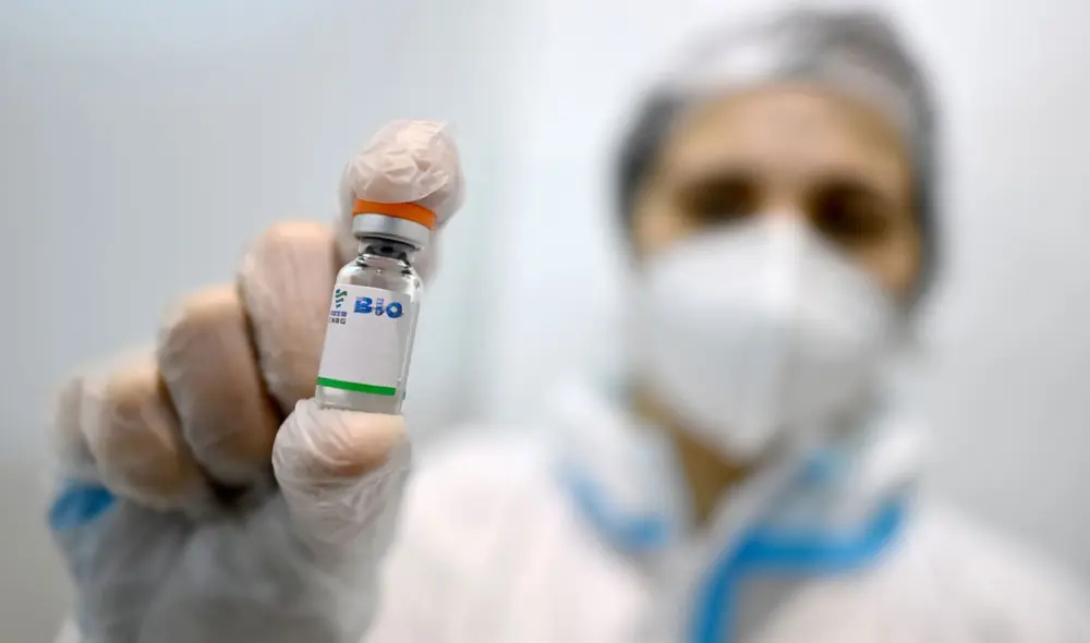 Laboratorio, inicialmente, se comprometió a enviar poco más de medio millón de dosis de vacuna. Foto: AFP