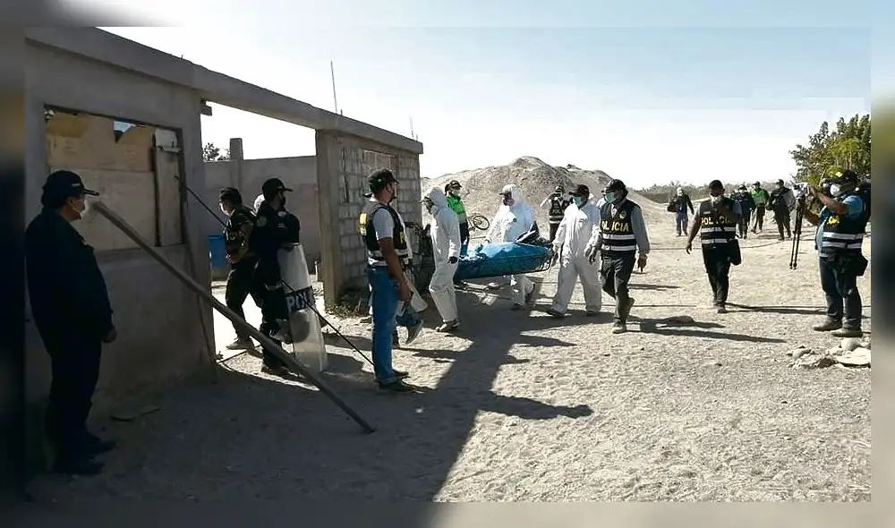 Brutal. El segundo cuerpo tenía un cordón en el cuello. Se presumen que fue estrangulada. Brutal. El segundo cuerpo tenía un cordón en el cuello. Se presumen que fue estrangulada.