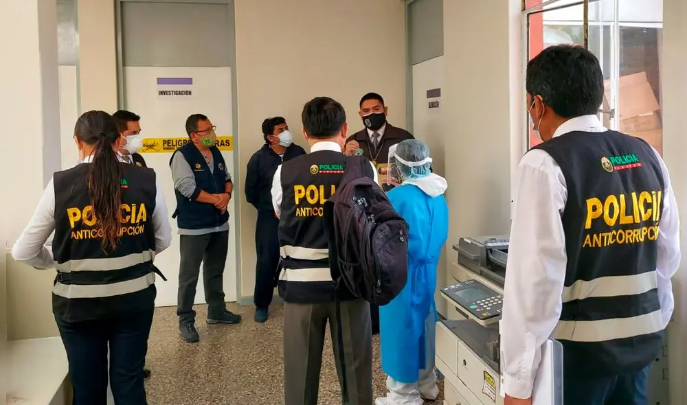 Policía encontró documentación que acredita irregularidad. Foto: PNP Policía encontró documentación que acredita irregularidad. Foto: PNP