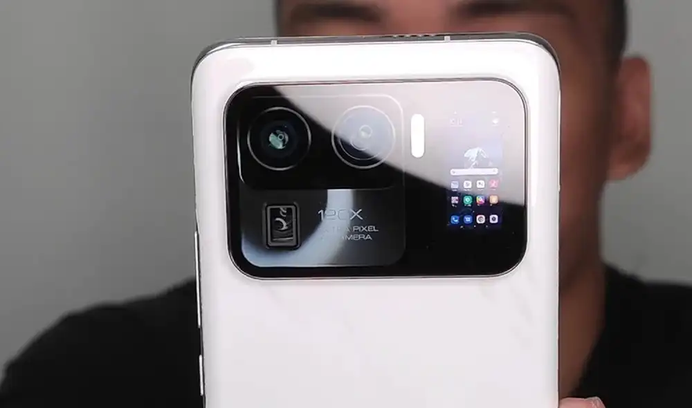 El módulo del Xiaomi Mi 11 Ultra tendría además una pantalla secundaria en miniatura. Foto: Andro4all