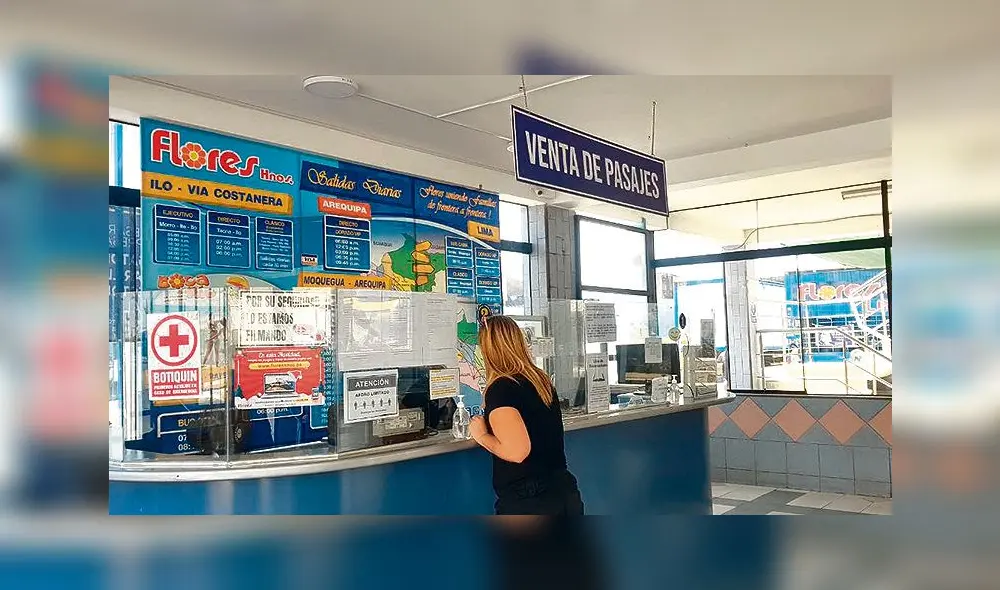 Pasajeros buscan cupos para viajar a ciudades del sur. Foto: La República.