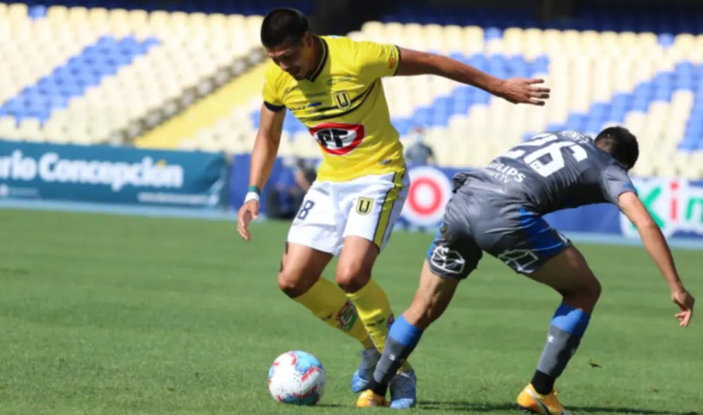 Tapia marcó el primero para Católica. Foto: Universidad Concepción Tapia marcó el primero para Católica. Foto: Universidad Concepción