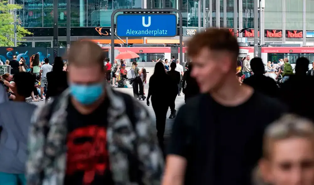 La Unión Europea (UE) no está de acuerdo con estas restricciones, ya que teme que, cada país del bloque mire para sí mismo para atajar la pandemia. Foto: AFP La Unión Europea (UE) no está de acuerdo con estas restricciones, ya que teme que, cada país del bloque mire para sí mismo para atajar la pandemia. Foto: AFP