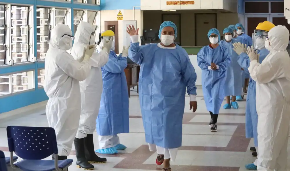 Alrededor de 50.000 pacientes con COVID-19 recibieron el alta hospitalaria en todo el país. Foto: EsSalud