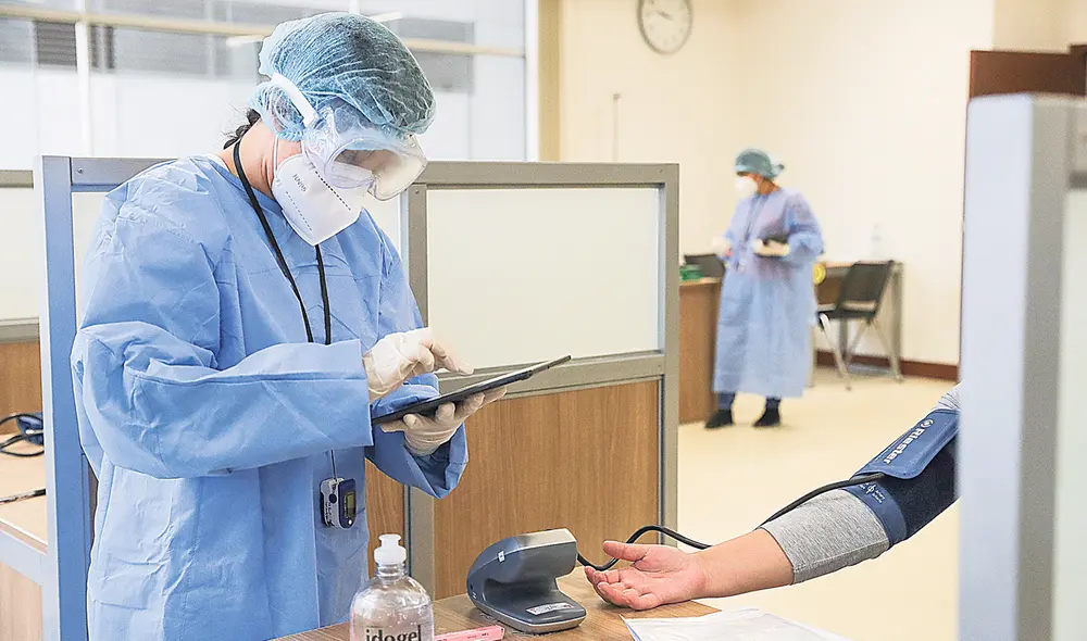 El dato. Más de 50 funcionarios y servidores públicos de los gobiernos de Vizcarra y Sagasti recibieron la vacuna Sinopharm al margen de las pruebas de ensayo. Foto: Sepres