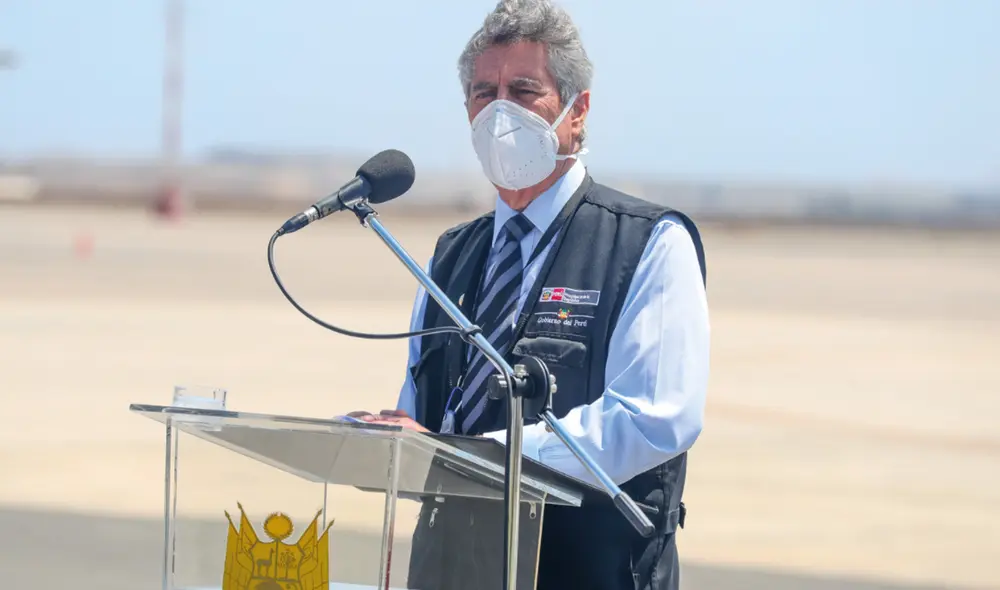 Mandatario peruano asistió este lunes al recibimiento de dos aeronaves Hércules KC-130H. Foto: Presidencia Mandatario peruano asistió este lunes al recibimiento de dos aeronaves Hércules KC-130H. Foto: Presidencia